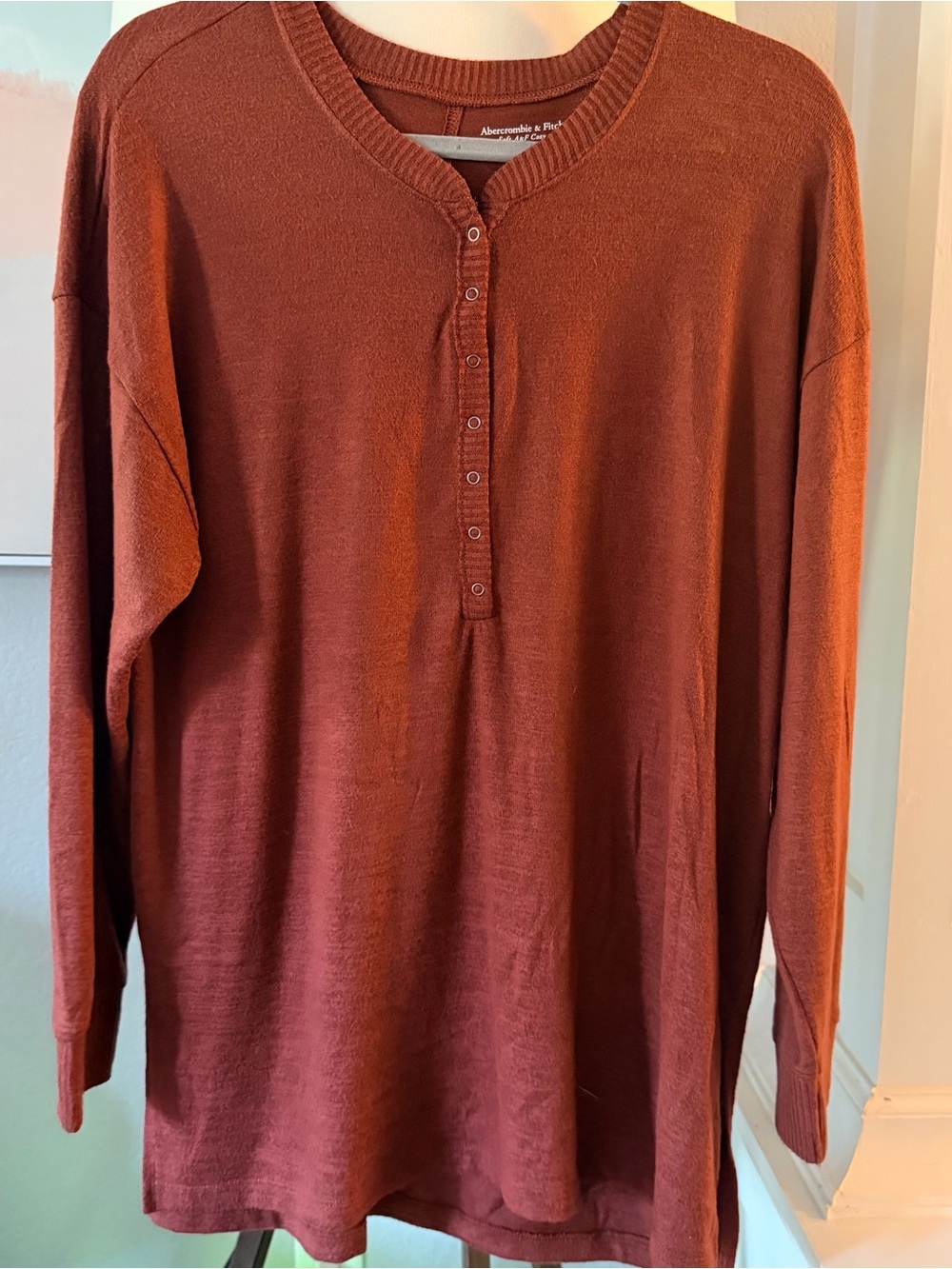 Abercrombie & Fitch women’s  Long-Sleeve Henley Shirt - Brick Red